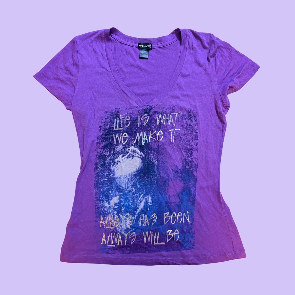 Y2K Wet Seal Purple Graphic V-Neck Tee Scene Quote Shirt #19